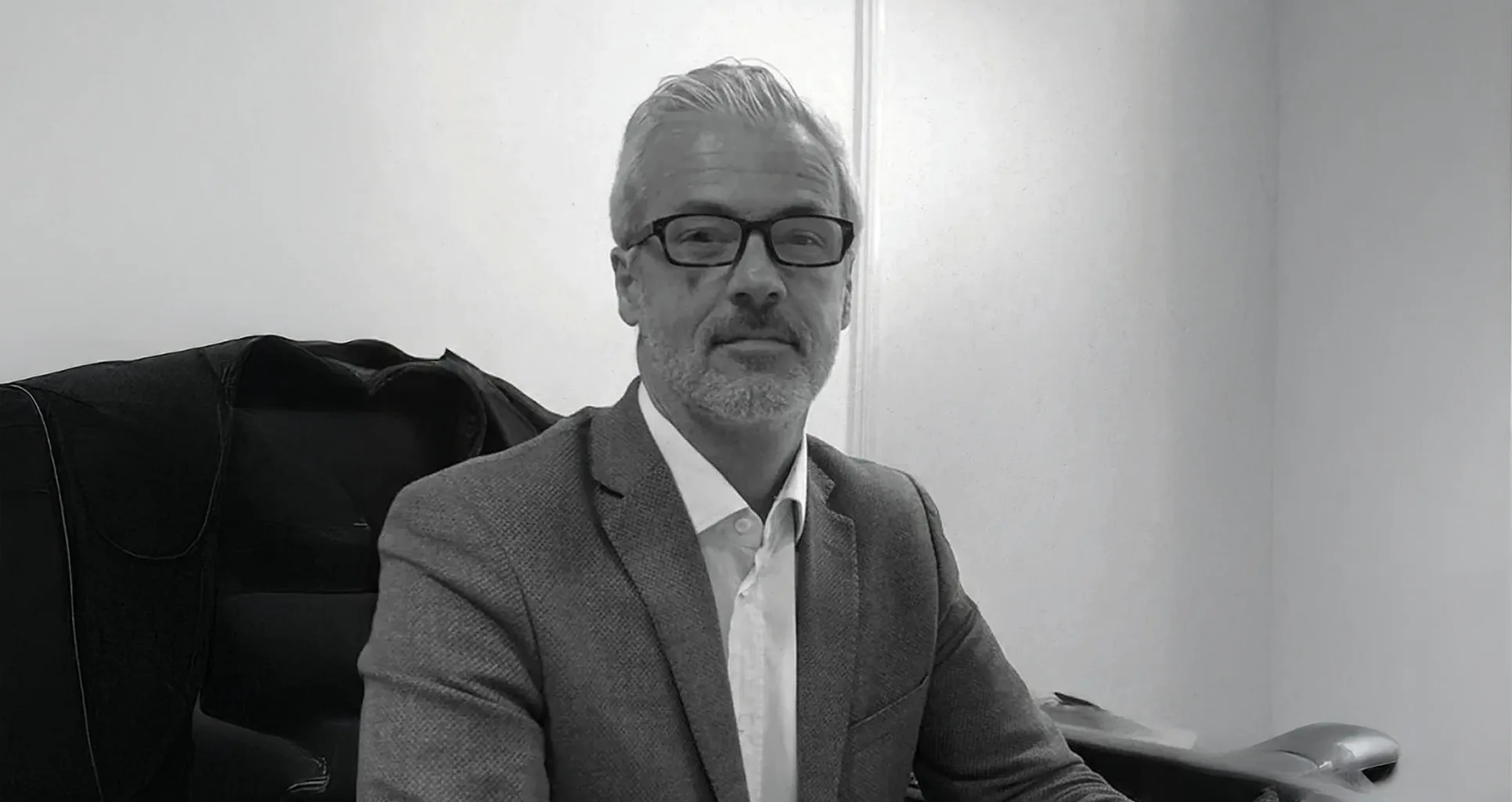 Ivan Baron, fondateur de Graphiplus — 30 ans d'expertise en arts appliqués au luxe