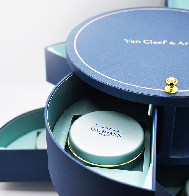 L'Art d'offrir Graphiplus — conciergerie cadeaux et coffrets d'exception pour grandes maisons