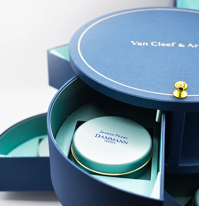 L'Art d'offrir Graphiplus — conciergerie cadeaux et coffrets d'exception pour grandes maisons